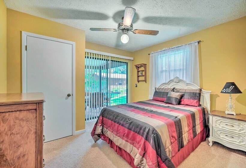 Pet Friendly Inglis Retreat W/ Lake + Dock!