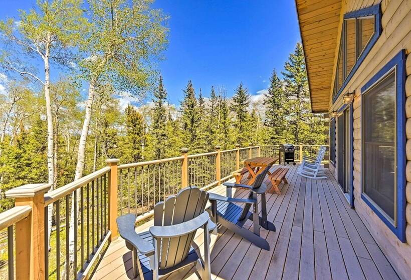 Peaceful Jefferson Cabin W/ Deck   Pets Welcome!