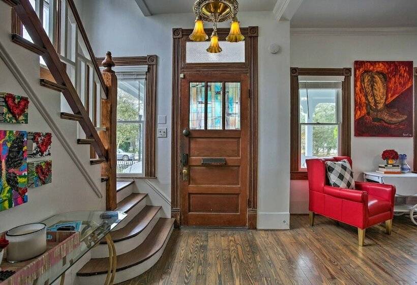 The Art House  Home In Galveston Strand District