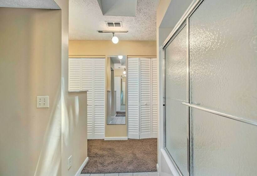 Pet Friendly Inglis Retreat W/ Lake + Dock!