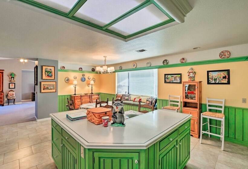 Pleasant Valley Wine Trail Home   Near Paso Robles