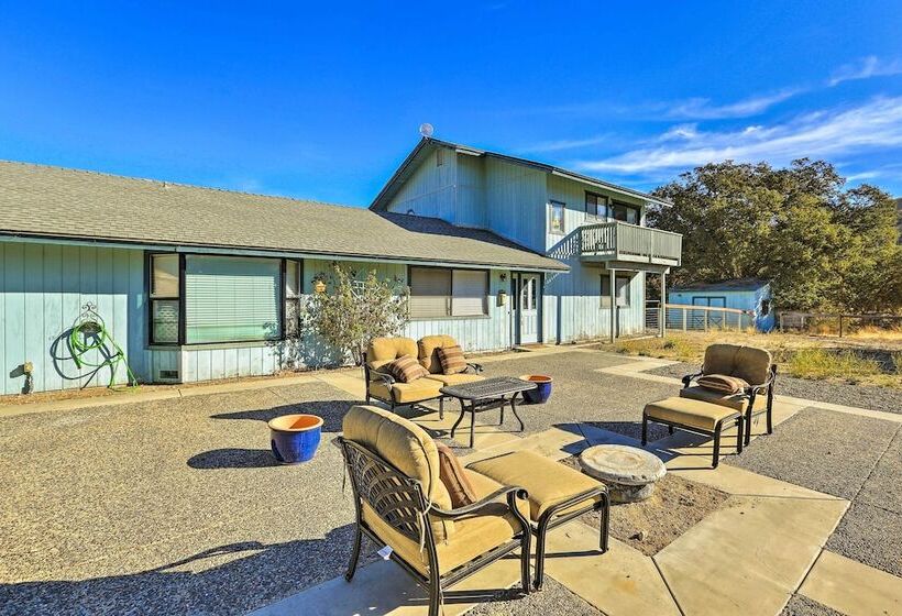 Pleasant Valley Wine Trail Home   Near Paso Robles