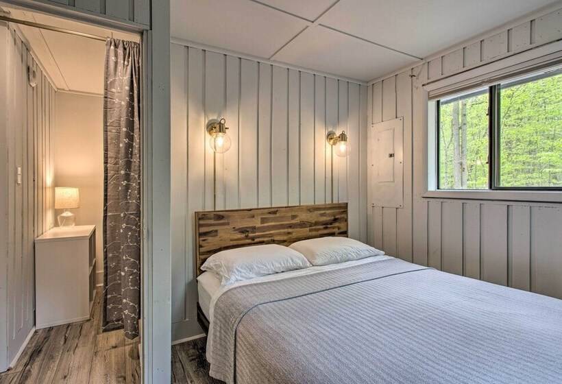Pocono Paradise W/ Game Room: Walk To Locust Lake!