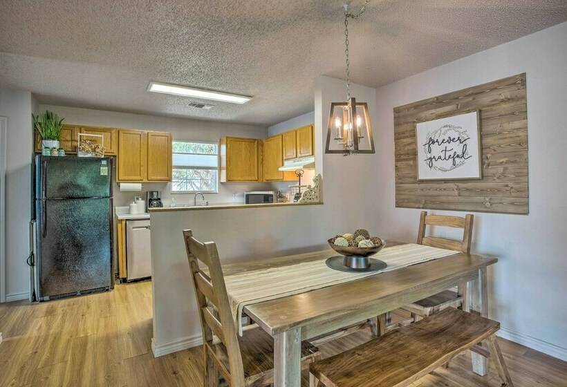 Pottsboro Home W/ Fire Pit < 1 Mi To Lake Texoma!