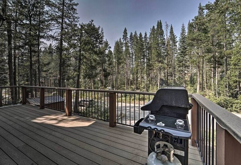 Soda Springs Cabin Near Donner Lake + Ski Resorts!