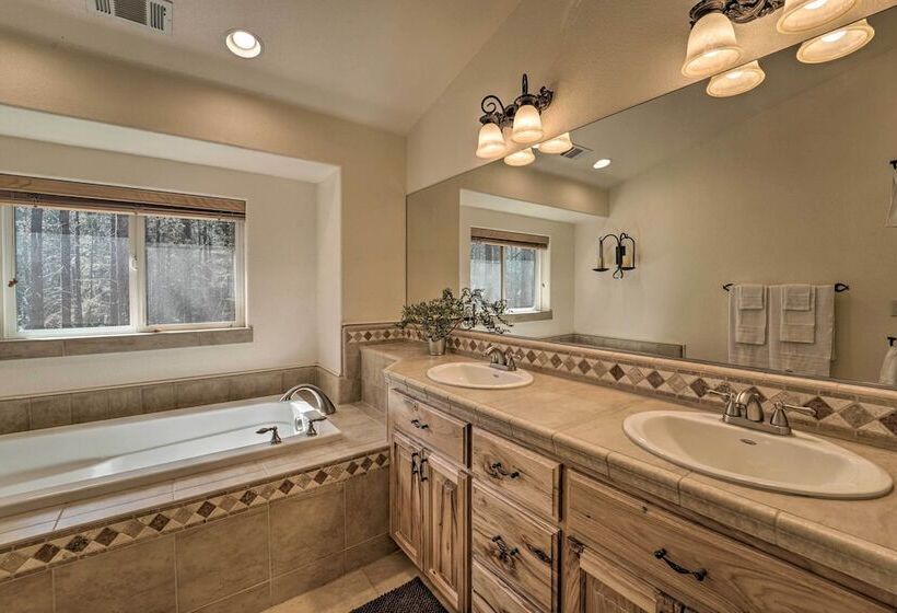 Soda Springs Cabin Near Donner Lake + Ski Resorts!