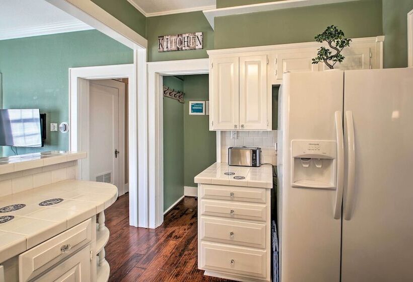 Private Pet Friendly Retreat W/ Pool, Near Oaklawn