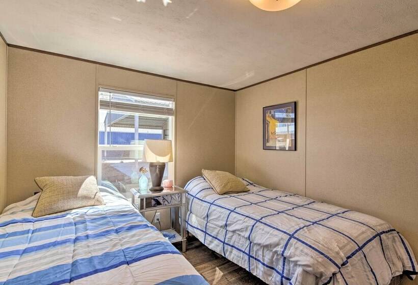 Quaint Port O Connor Home 3 Mi To Beach!