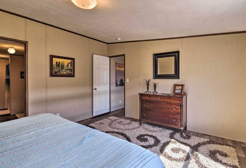 Quaint Port O Connor Home 3 Mi To Beach!