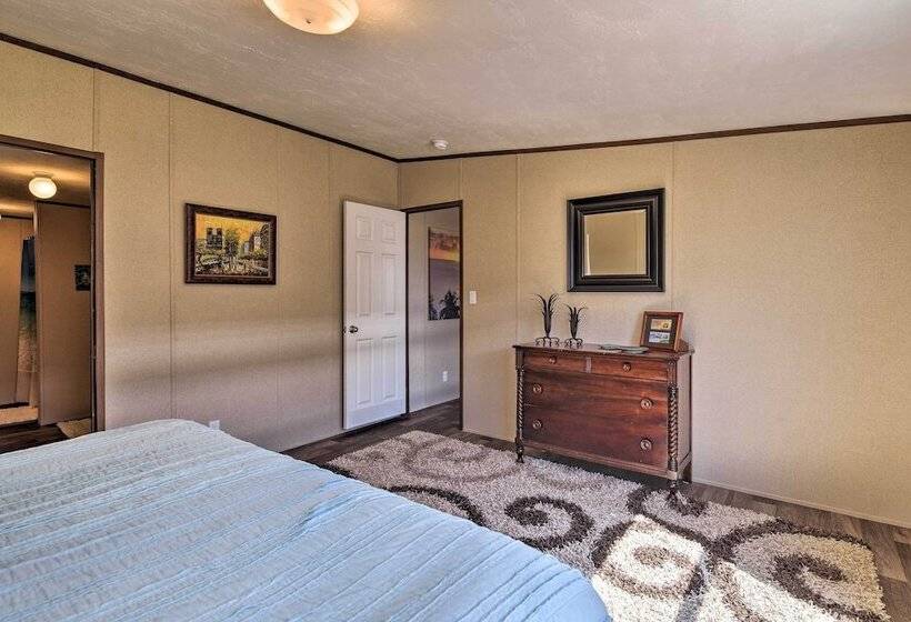 Quaint Port O Connor Home 3 Mi To Beach!