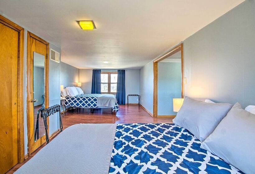 Quiet Family Home   12 Miles To Pomona State Park!