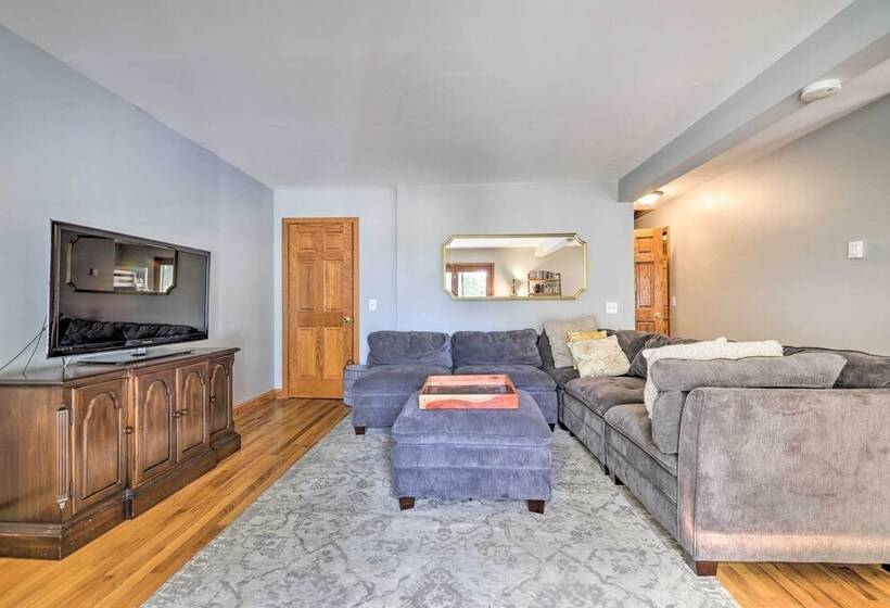 Quiet Long Pond Home On 1 Acre W/ Deck & Patio!