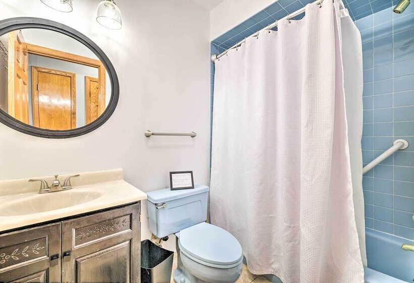 Quiet Long Pond Home On 1 Acre W/ Deck & Patio!