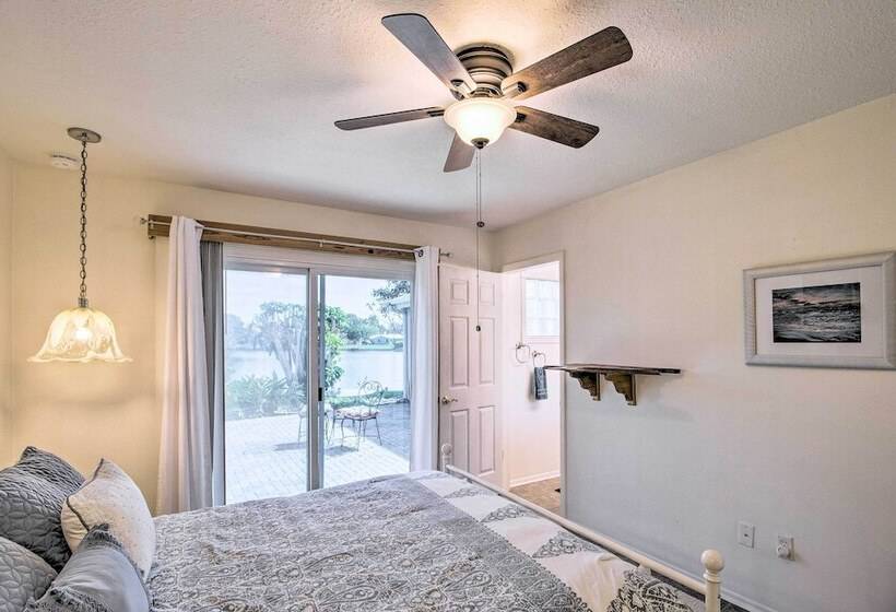 Pet Friendly Sebastian Home On Lake; Golf Nearby