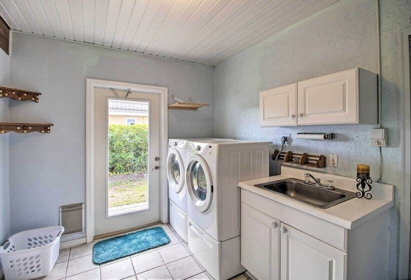 Pet Friendly Sebastian Home On Lake; Golf Nearby