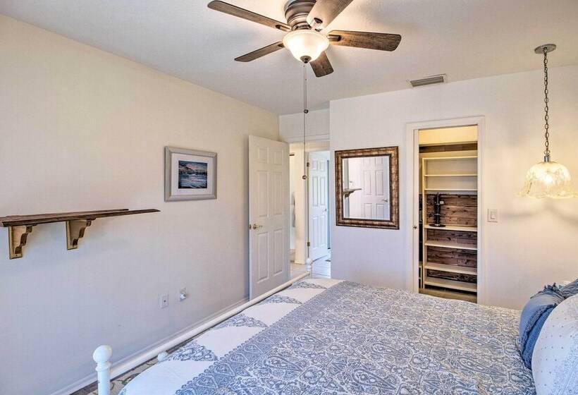 Pet Friendly Sebastian Home On Lake; Golf Nearby