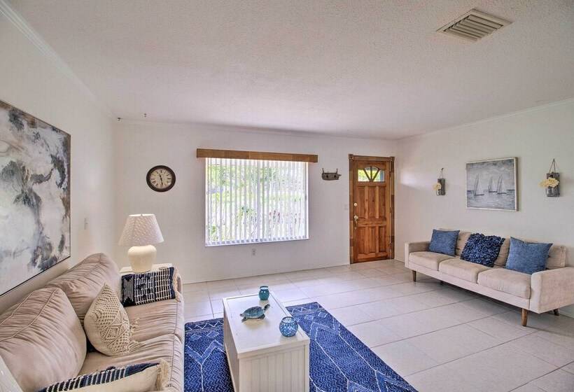 Pet Friendly Sebastian Home On Lake; Golf Nearby