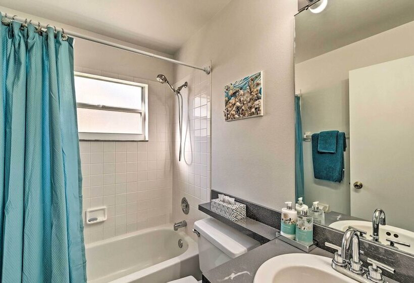 Bradenton Retreat W/ Backyard Oasis: Near Beach!