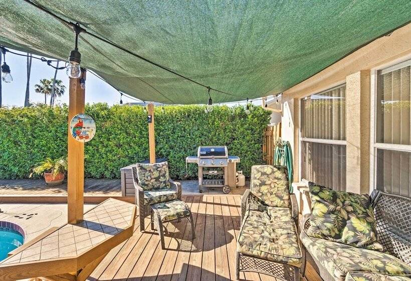 Bradenton Retreat W/ Backyard Oasis: Near Beach!