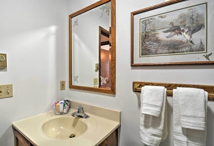 Quintessential Lake George House W/ Bbq & Fire Pit