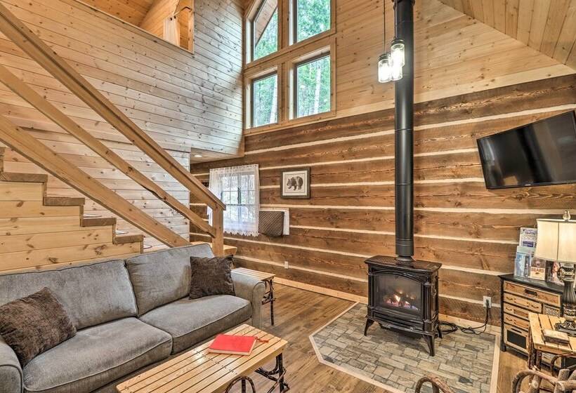 Reconnect With Nature At Timber Creek Cabin!