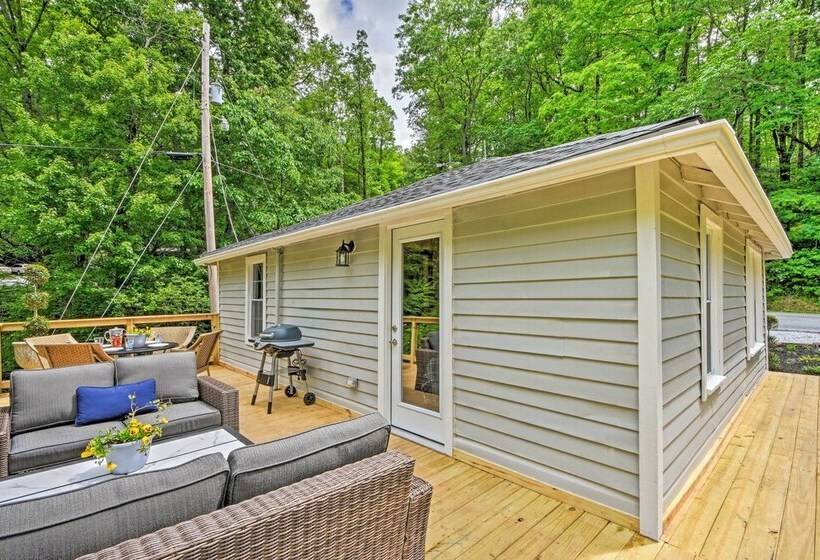 Renovated Highlands Cottage 3 Miles To Downtown!