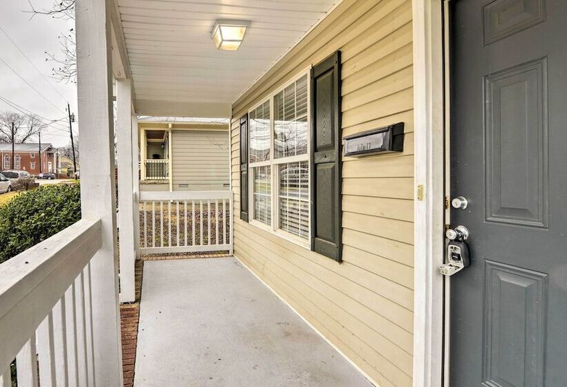 Renovated Raleigh Home 1/2 Mi To Downtown!