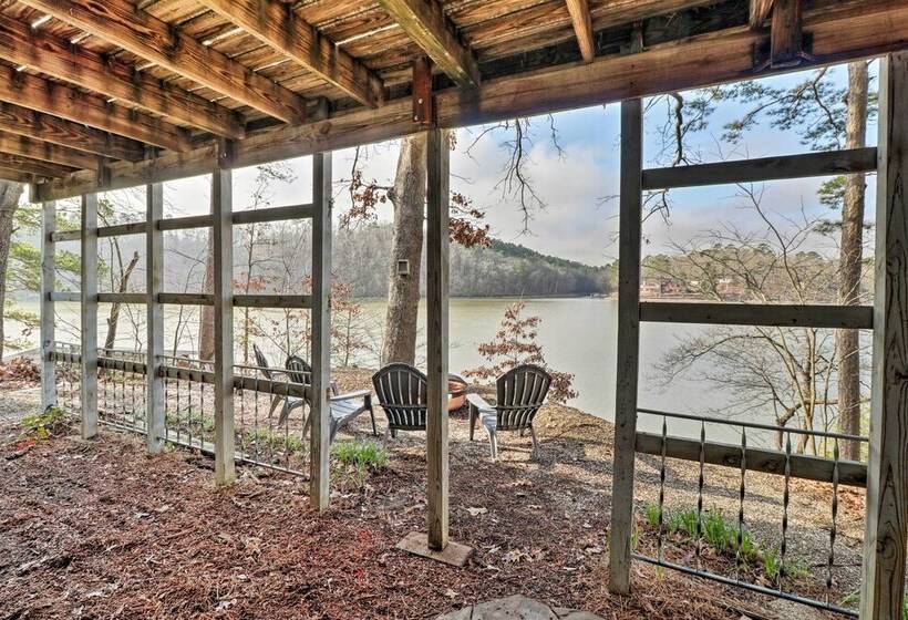 Riverfront Deck + Fire Pit: Hot Springs Retreat!