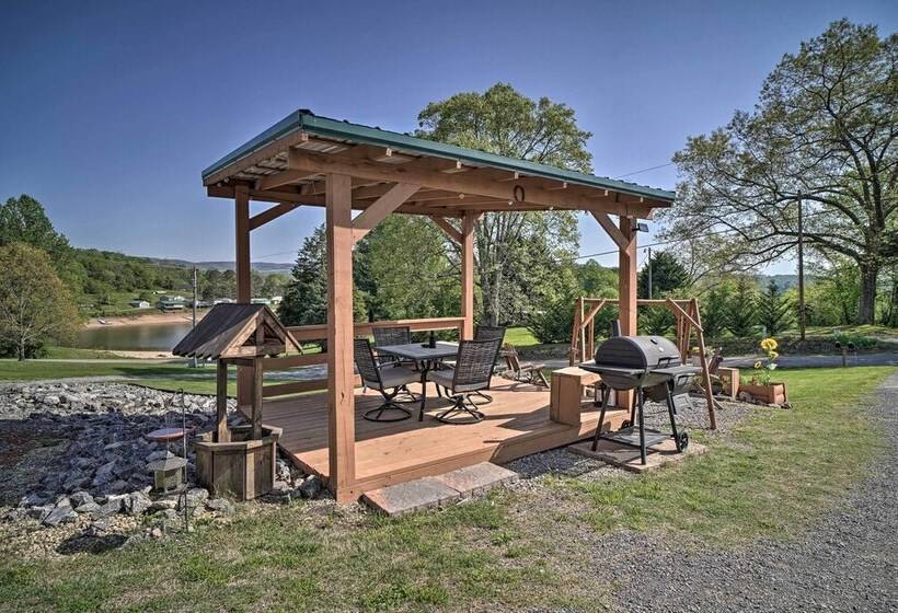 Rivers View Cherokee Lake Cabin W/ Fire Pit!