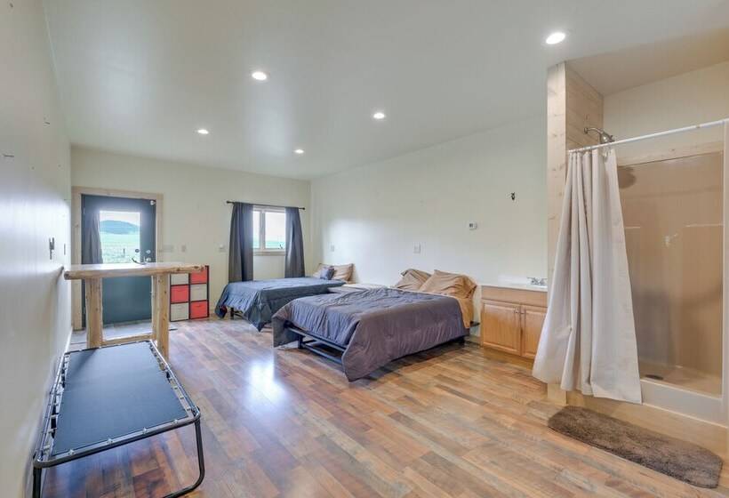 Rural Divide Cabin W/ Mountain Views!