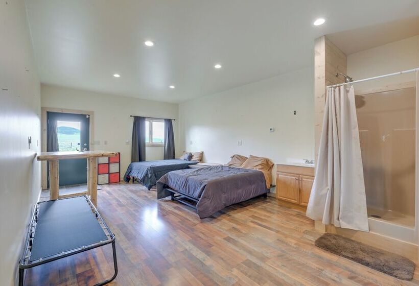 Rural Divide Cabin W/ Mountain Views!