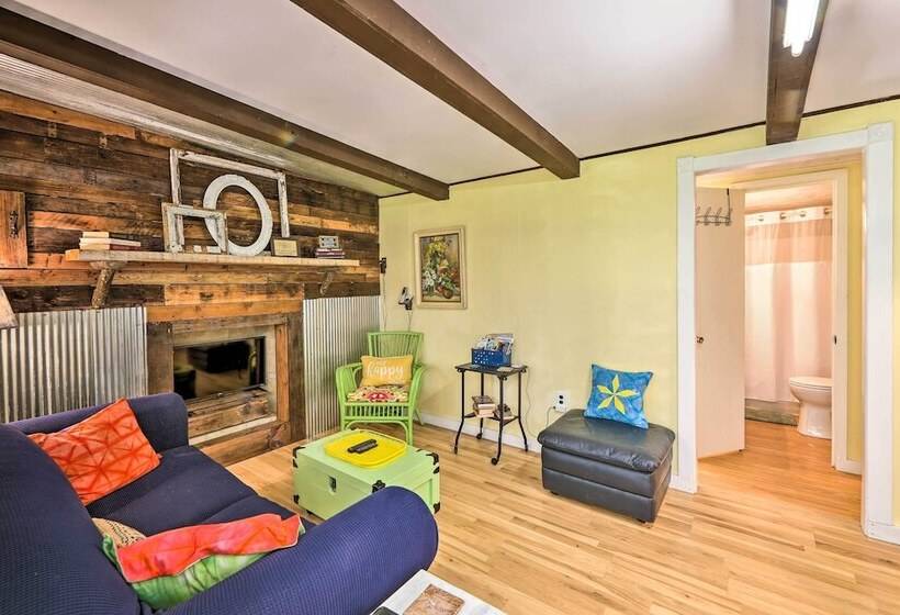 Rustic Hideaway W/ Fire Pit < 1 Mi To River!