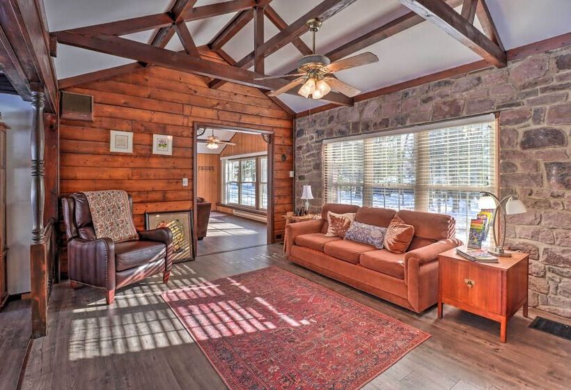 Walk To Lake Harmony: Home W/ Hot Tub & Fire Pit