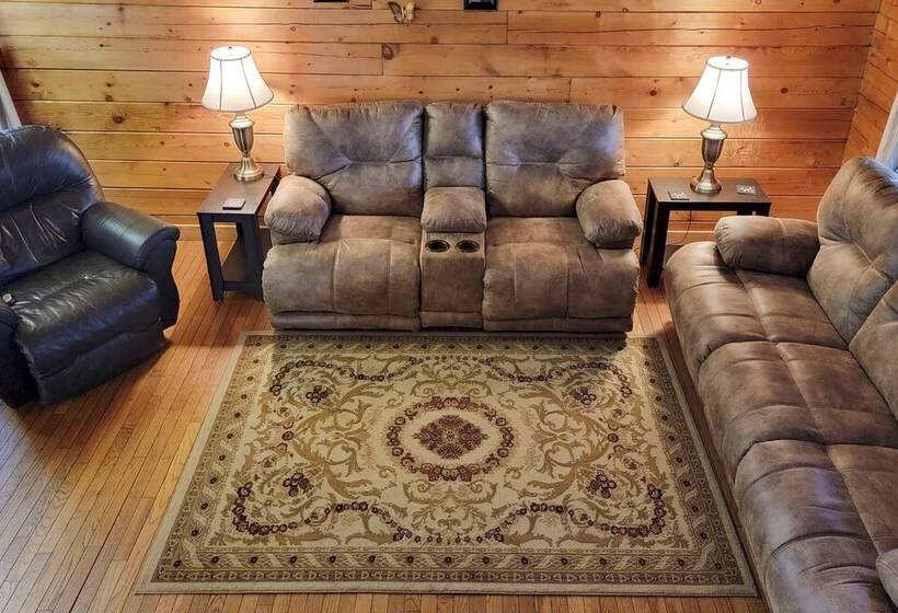 Rustic Cabin W/ Screened Deck: 8 Mi To Dollywood