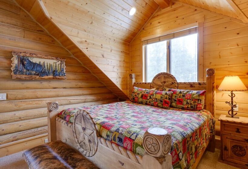 Rustic Cabin W/ Hot Tub & Deck In Breckenridge