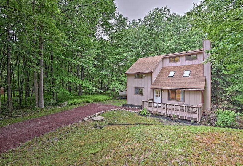 Deck & Fire Pit: Pocono Lake Home Near Skiing!