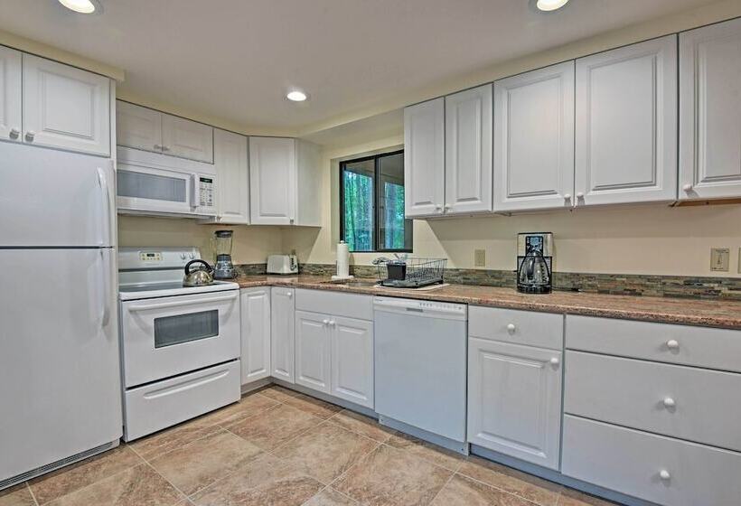 Deck & Fire Pit: Pocono Lake Home Near Skiing!