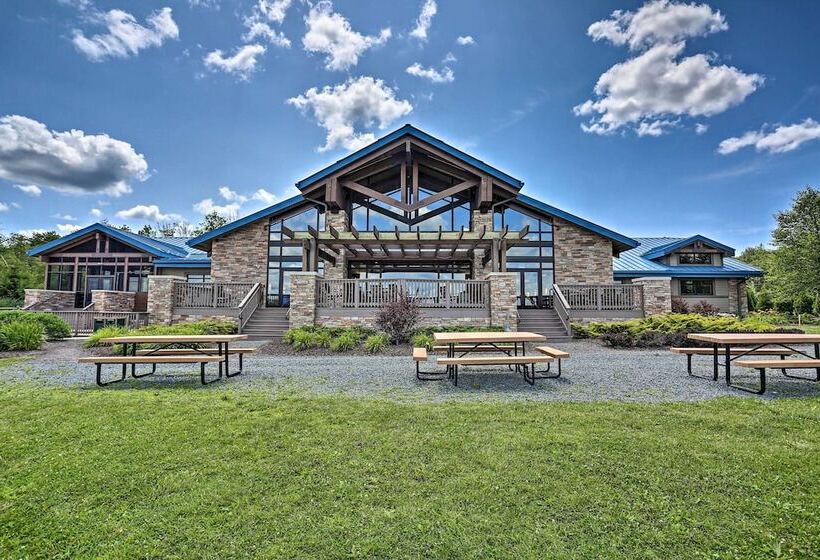 Deck & Fire Pit: Pocono Lake Home Near Skiing!