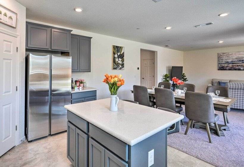 Sacramento Retreat W/ Yard ~ 13 Mi To Dtwn!