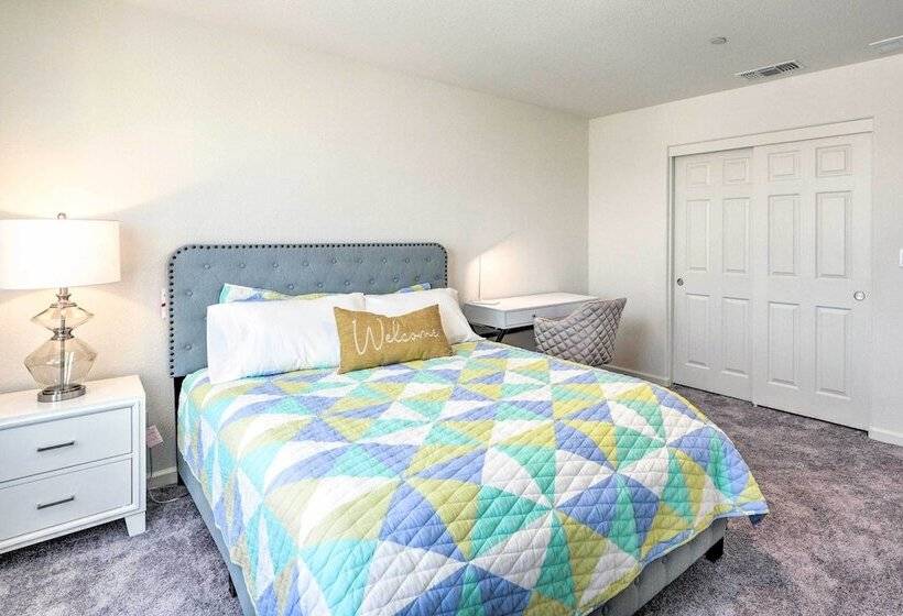 Sacramento Retreat W/ Yard ~ 13 Mi To Dtwn!