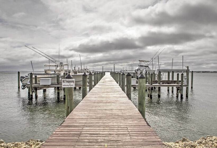 Sand Dollar  Jenson Beach Home W/ Pool Access!