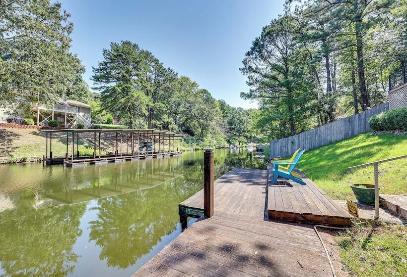 Serene Lake Hamilton Hideaway W/ Private Dock