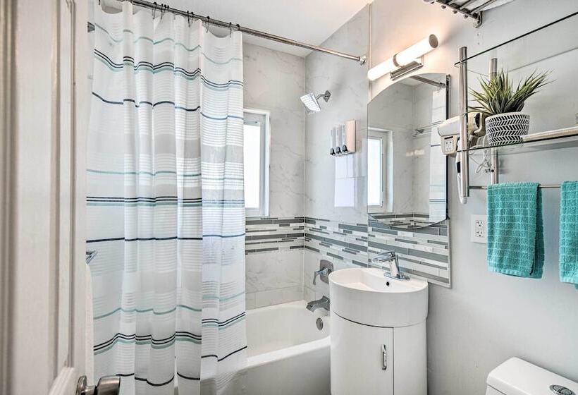 Shady & Eclectic Fort Lauderdale Dwelling W/ Yard!