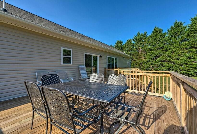 Shore Thing Bayfront House W/ Provided Kayaks!