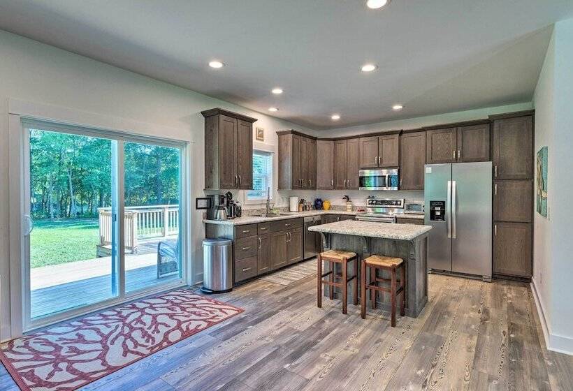 Shore Thing Bayfront House W/ Provided Kayaks!