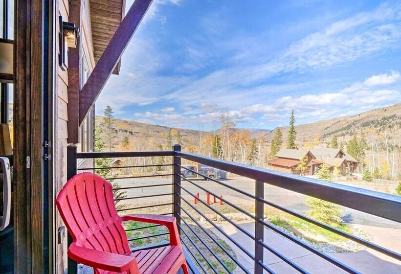 Silverthorne Home W/ Hiking Trail Access!