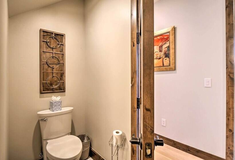 Silverthorne Home W/ Hiking Trail Access!