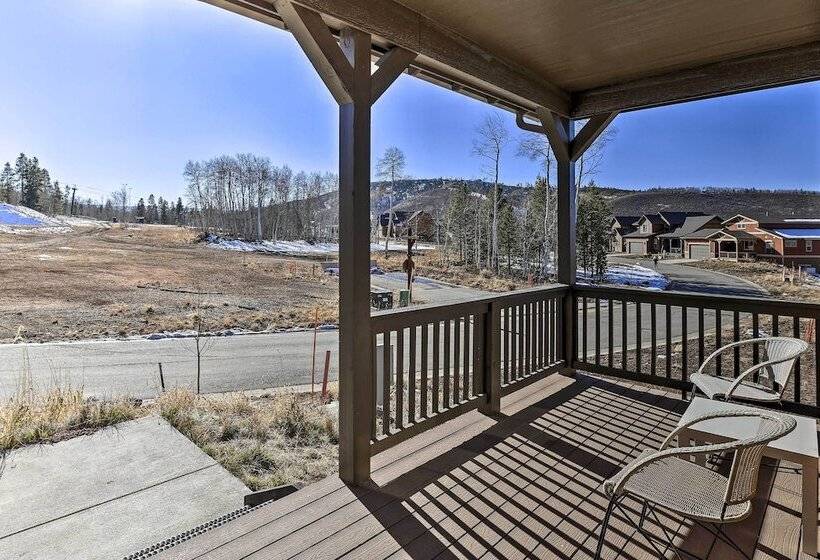 Ski In/out Granby Home W/ Gas Grill & Fire Pit!