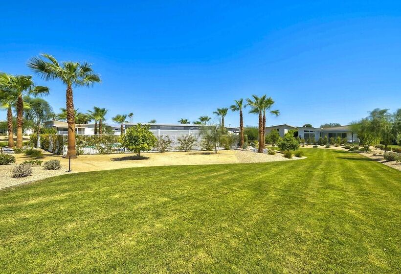 Sleek & Modern Home W/ Views & Pool Access