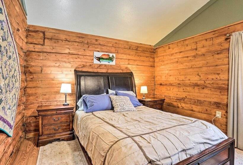 Snowshoe Cabin  W/ Gas Grill: Fish & Hike!